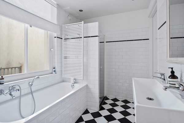 Medium property photo - Alberdingk Thijmstraat 30-1, 1054 AK Amsterdam